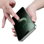 شیشه حریم خصوصی سه بعدی پیکاسو با سینی تراز IPHONE 16PRO - مشکی - برند گرین لاین Green lion - تصویر 9