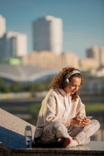 SOUNDTEC SMART WIRELESS HEADPHONE BT 5.3 WITH MICRO SD SUPPORT - BROWN - تصویر 5
