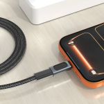 OTG Adapter GNOTGLTG2CBK - Lightning to USB-C, Black - تصویر 2